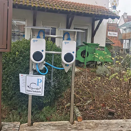 & Drei Lilien Werbach