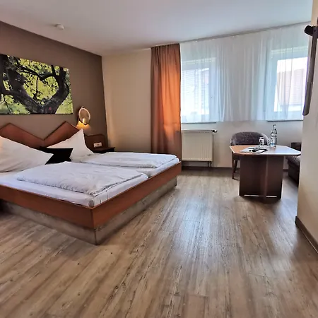 Отель & Drei Lilien 2*