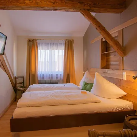 & Drei Lilien 호텔 베르바크